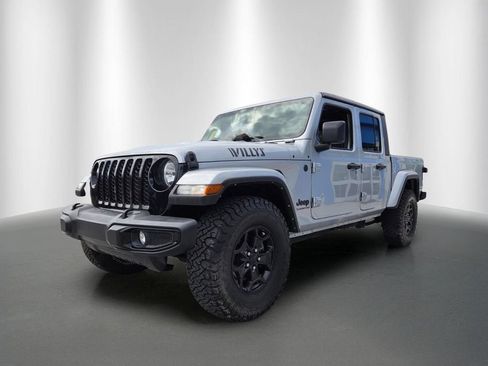 Used 2022 Jeep Gladiator Sport AWD/4WD image 7