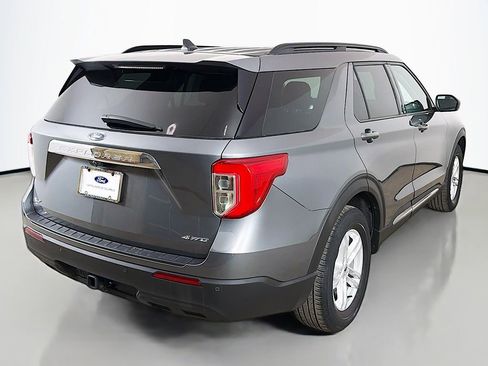 Used 2022 Ford Explorer XLT w/ Class IV Trailer Tow Package image 9