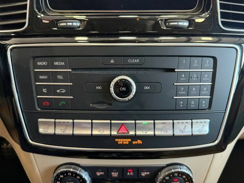 Used 2018 Mercedes-Benz GLE 43 AMG 4MATIC image 17