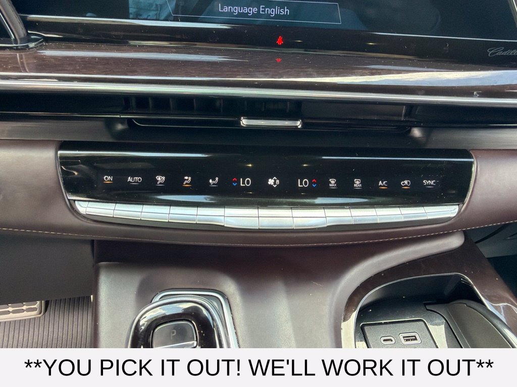 Used 2022 Cadillac Escalade Sport Platinum w/ LPO, ONYX Package AWD/4WD image 14