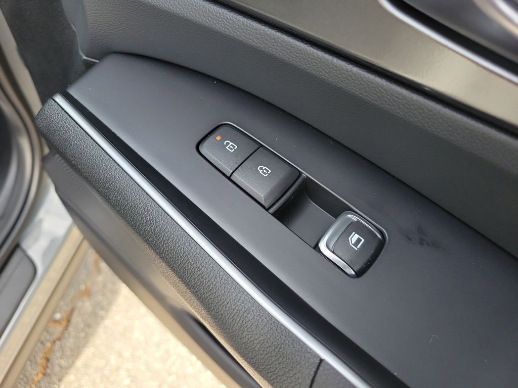 New 2026 Kia Sorento S w/ S Panoramic Sunroof Package FWD image 11