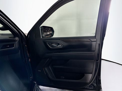 Used 2024 Chevrolet Tahoe LT image 32