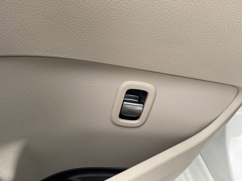 Used 2024 Mercedes-Benz C 300 C 300 image 77