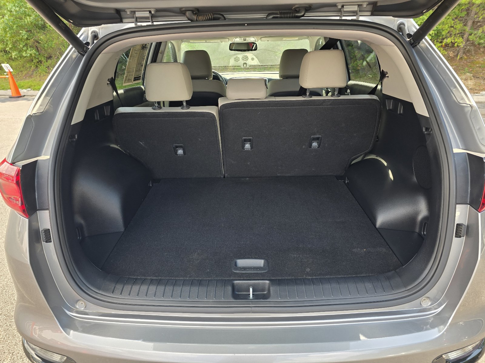 Used 2021 Kia Sportage EX w/ EX Technology Package FWD image 25