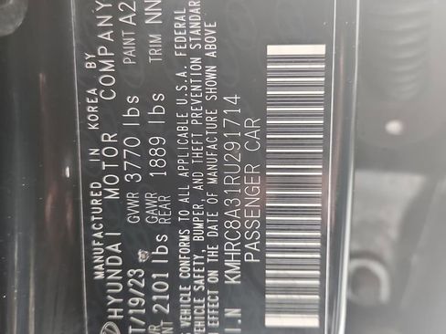 Used 2024 Hyundai Venue SEL image 30