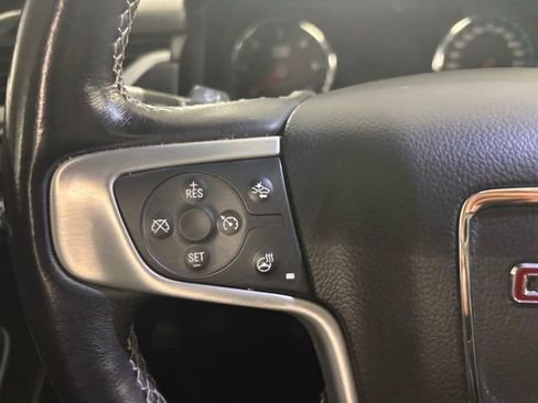 Used 2019 GMC Yukon XL SLT w/ Graphite Performance Edition RWD image 29