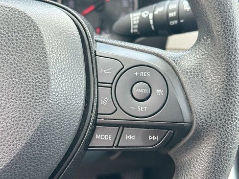 Used 2020 Toyota RAV4 XLE w/ Convenience Package AWD/4WD image 41