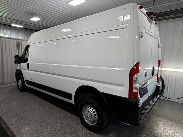 Used 2025 RAM ProMaster 2500 w/ Convenience Group FWD image 6