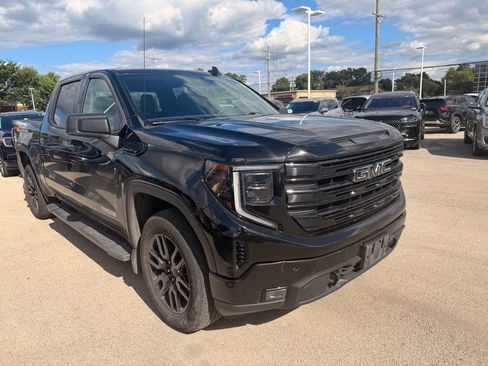 Used 2023 GMC Sierra 1500 Elevation w/ LPO, Elevation Black Package AWD/4WD image 1