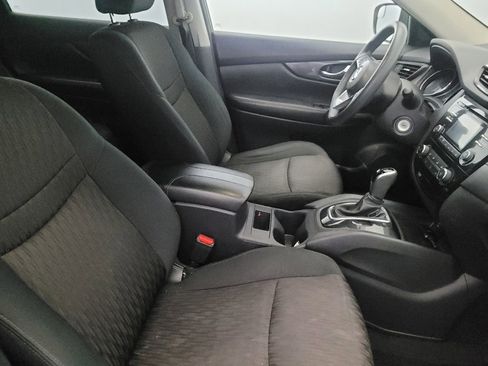 Used 2017 Nissan Rogue S image 21