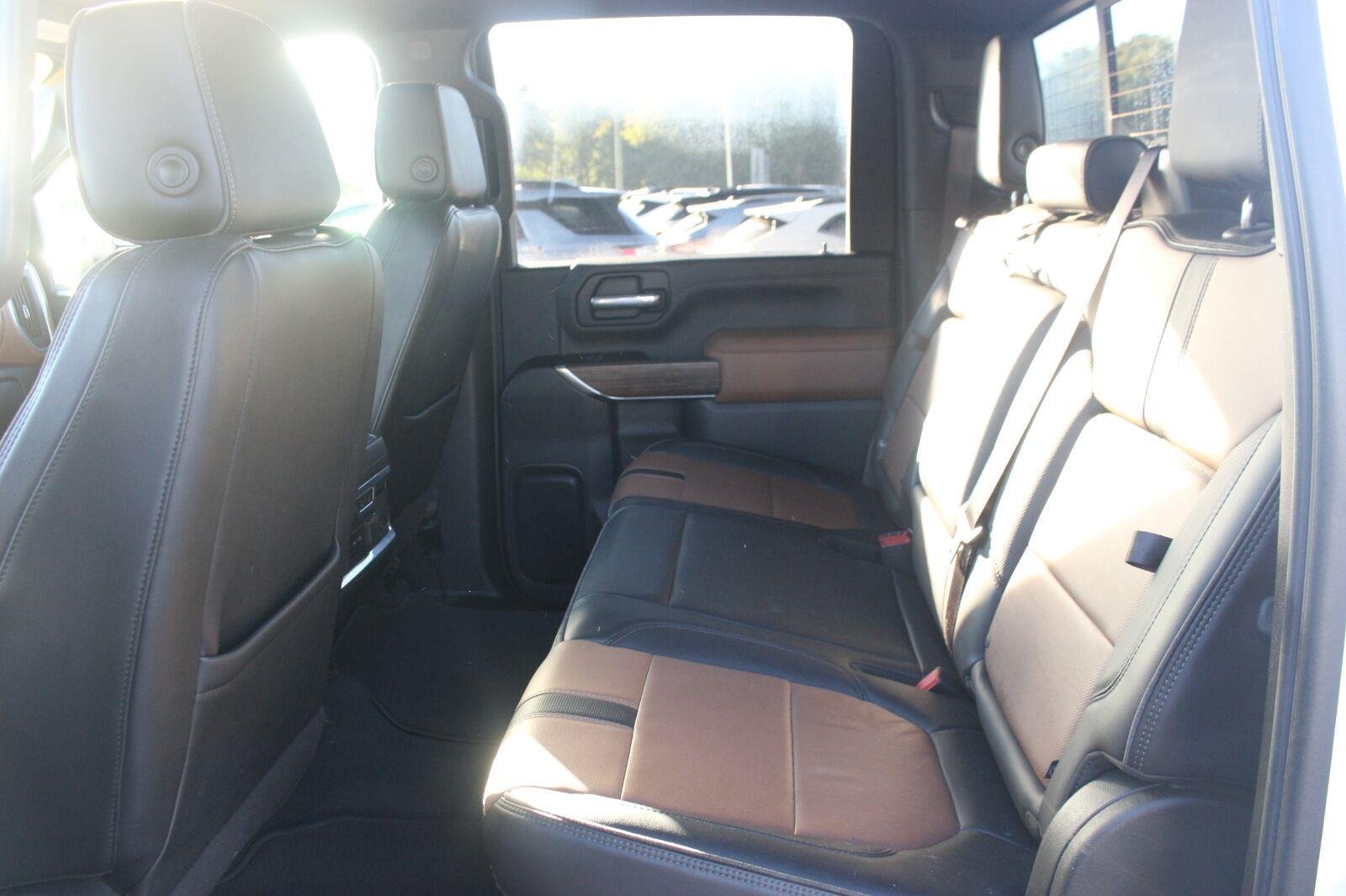 Used 2021 Chevrolet Silverado 2500 High Country AWD/4WD image 35
