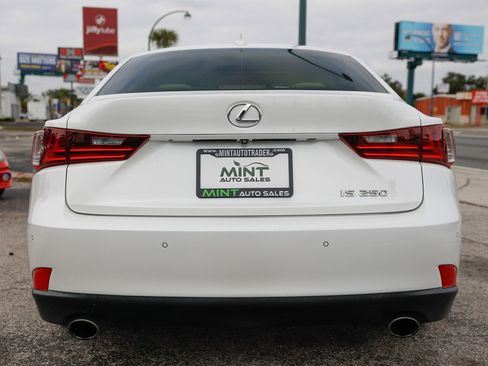 Used 2015 Lexus IS 250 w/ Navigation System Package image 12