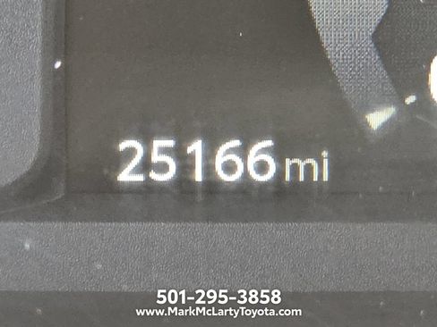 Used 2025 Toyota 4Runner SR5 AWD/4WD image 25