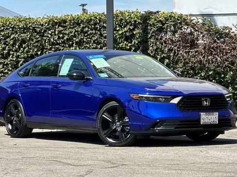 Certified 2025 Honda Accord Sport image 2