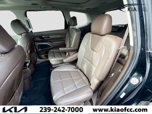 Certified 2022 Kia Telluride SX w/ Towing Package image 21