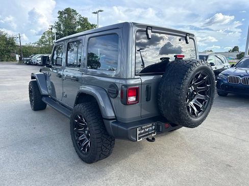 Used 2023 Jeep Wrangler Unlimited Sahara w/ Cold Weather Group AWD/4WD image 3