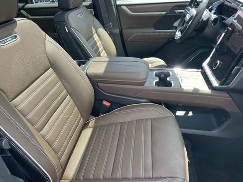 New 2027 GMC Acadia Denali Ultimate AWD/4WD image 27