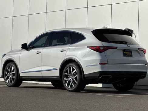 Used 2023 Acura MDX FWD w/ Technology Package image 3