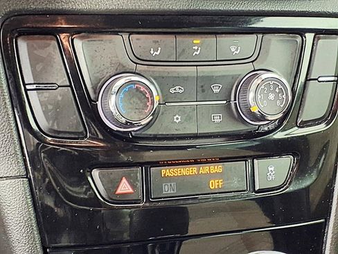 Used 2018 Buick Encore Preferred image 22