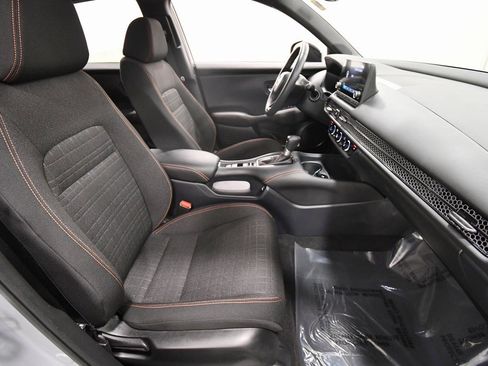Certified 2023 Honda HR-V Sport image 17