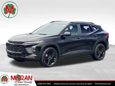 Certified 2024 Chevrolet Trax ACTIV w/ Sunroof Package FWD image 1