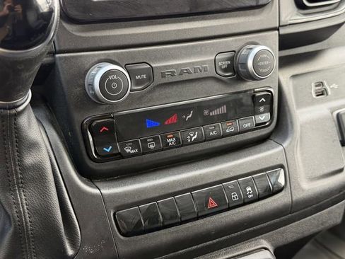 Used 2023 RAM ProMaster 2500 FWD image 23