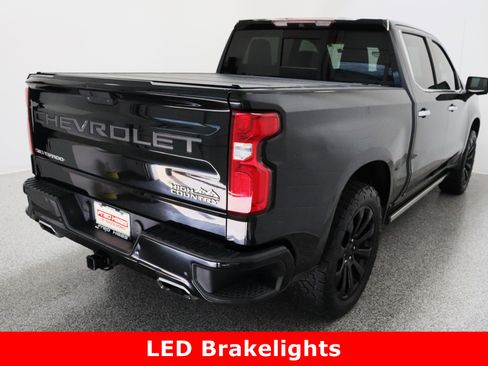 Used 2019 Chevrolet Silverado 1500 High Country w/ Technology Package image 7