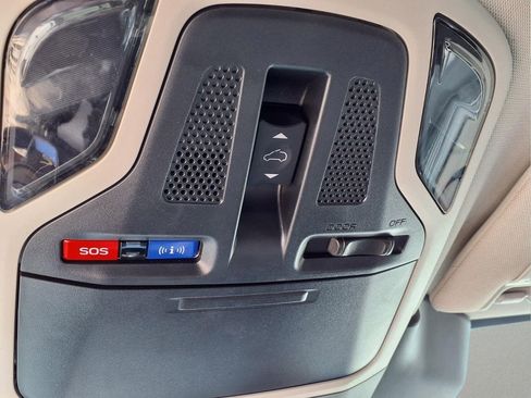 Used 2023 Subaru Outback Premium AWD/4WD image 22