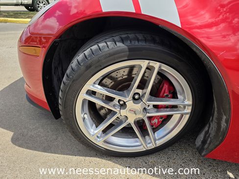 Used 2006 Chevrolet Corvette Z06 w/ Preferred Equipment Group image 37