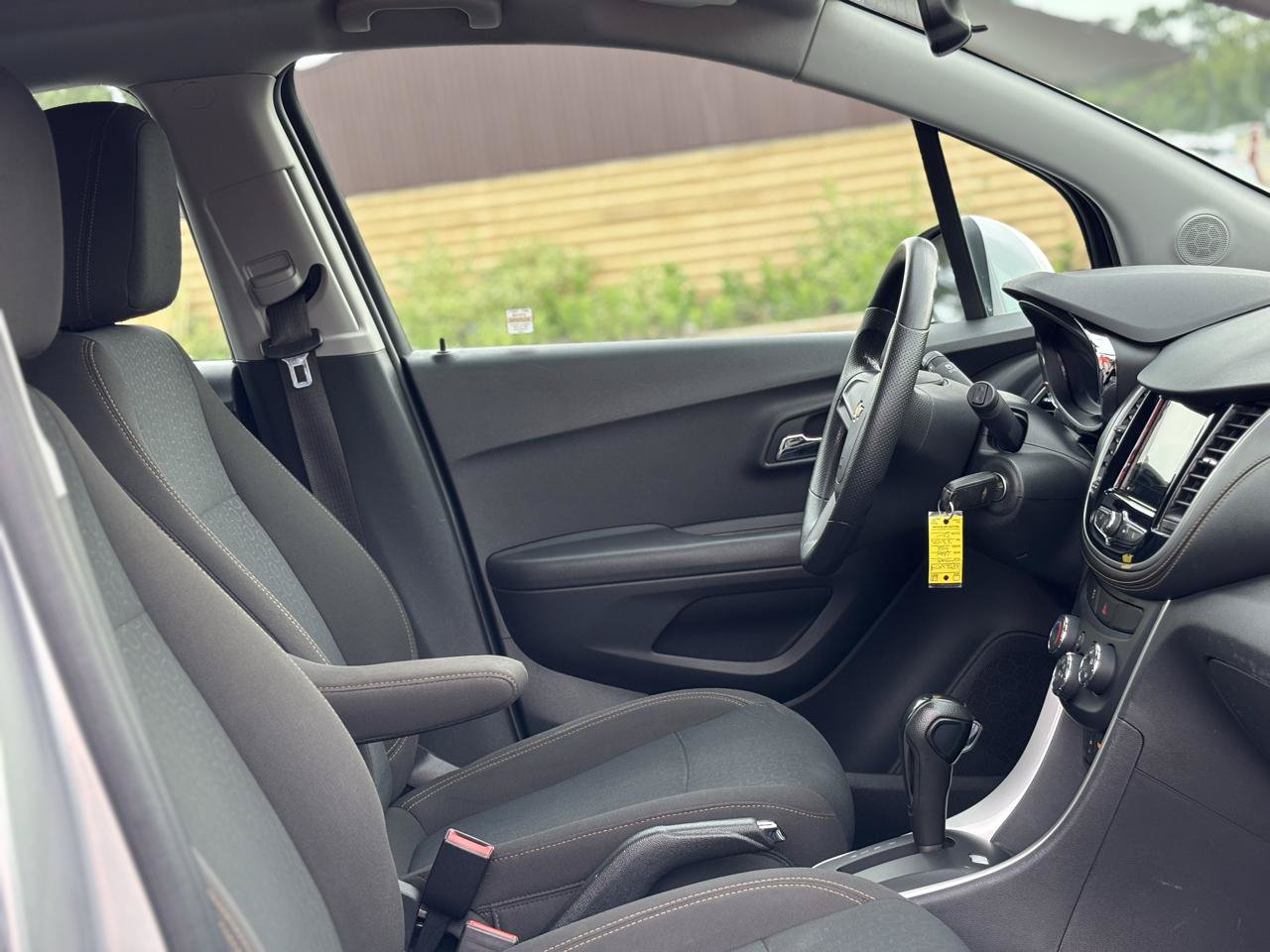 Used 2018 Chevrolet Trax LS AWD/4WD image 41