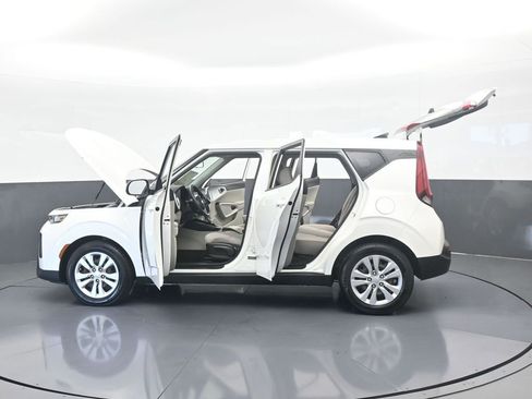 Used 2021 Kia Soul LX image 67