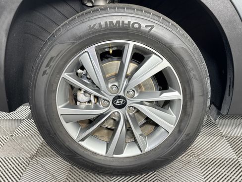 Used 2019 Hyundai Santa Fe SEL w/ Cargo Package FWD image 32