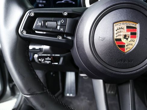 Certified 2024 Porsche 911 Carrera T image 10