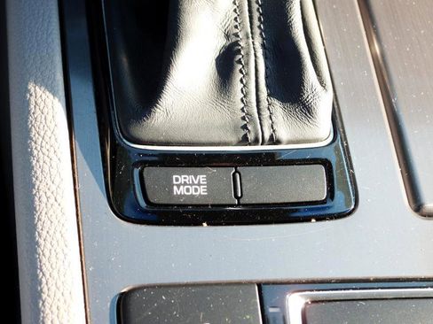 Used 2015 Hyundai Genesis 3.8 image 53