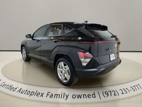 Used 2026 Hyundai Kona SE FWD image 3