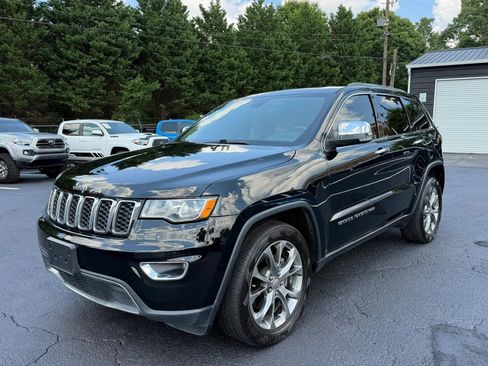 Used 2018 Jeep Grand Cherokee Limited RWD image 3