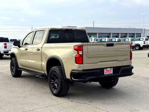 Used 2022 Chevrolet Silverado 1500 ZR2 w/ Technology Package image 9