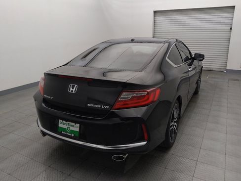 Used 2016 Honda Accord Touring image 7