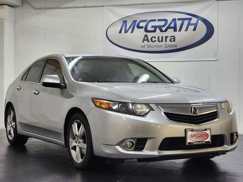 Used 2013 Acura TSX w/ Technology Package image 2