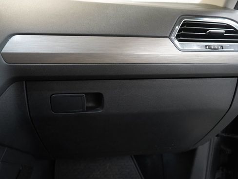Used 2021 Volkswagen Tiguan SEL w/ 3rd Row Seat Package AWD/4WD image 39