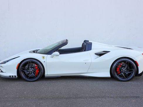 Certified 2021 Ferrari F8 Tributo image 20