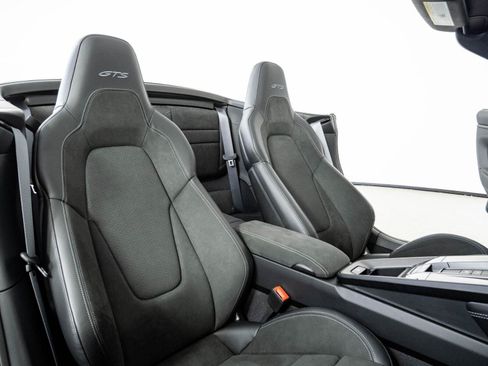 Certified 2025 Porsche 911 Carrera 4 GTS AWD/4WD image 19