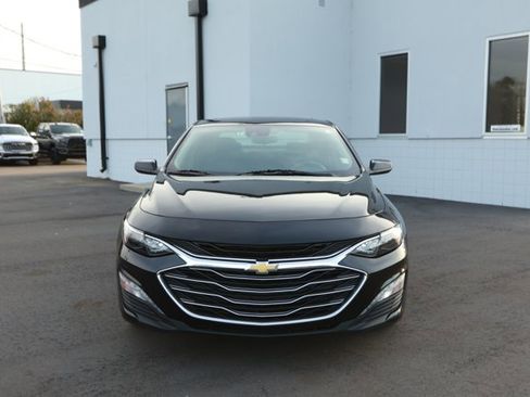 Used 2023 Chevrolet Malibu LT image 2