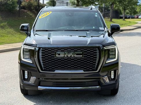 Used 2024 GMC Yukon XL Denali Ultimate AWD/4WD image 10