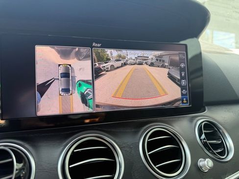 Used 2019 Mercedes-Benz E 300 Sedan image 17