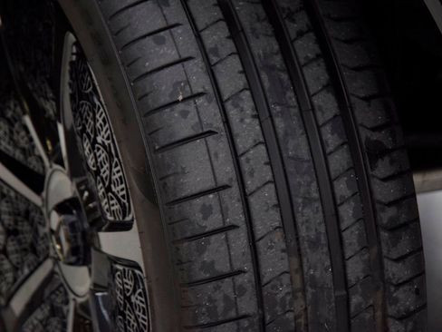 Used 2025 Mercedes-Benz Maybach GLS 600 4MATIC image 34