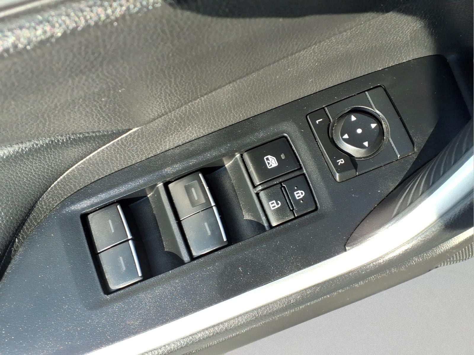 Used 2024 Toyota RAV4 XLE FWD image 17