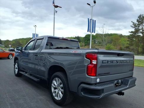 Used 2021 Chevrolet Silverado 1500 Custom w/ LPO, Dark Essentials Package AWD/4WD image 5