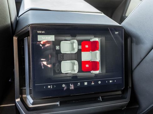 Used 2024 Tesla Cybertruck AWD Crew Cab image 32