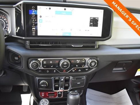 New 2025 Jeep Gladiator Willys image 20